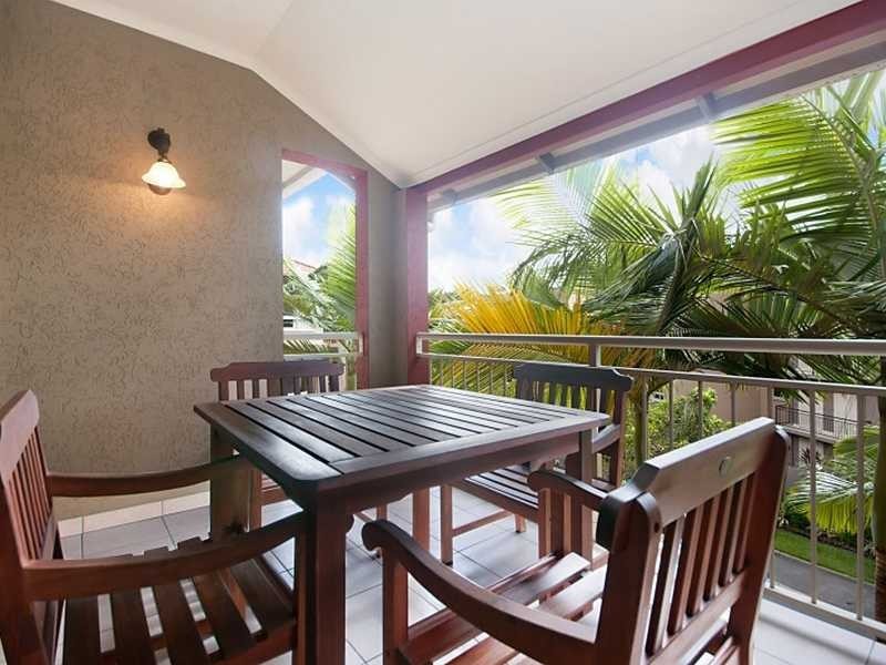 1122/2 Greenslopes Street, Cairns QLD 4870