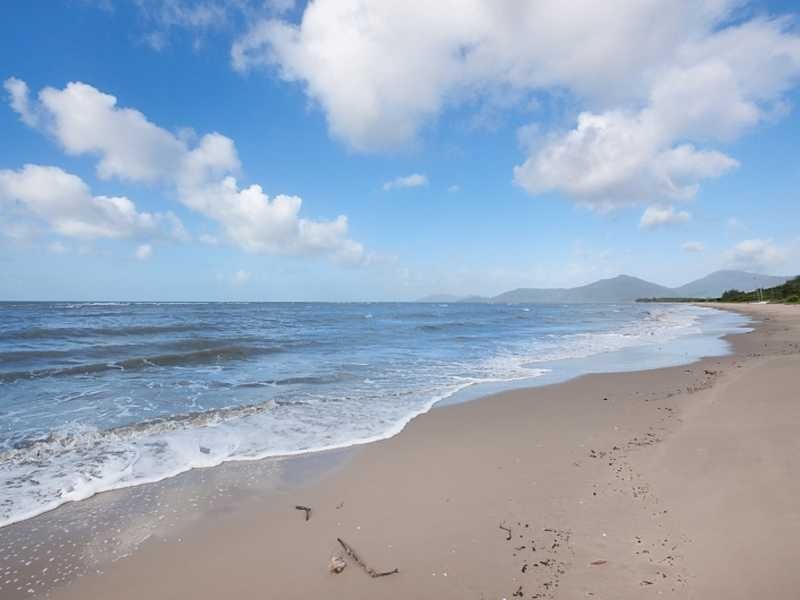 50 Cinderella Street, Machans Beach QLD 4878