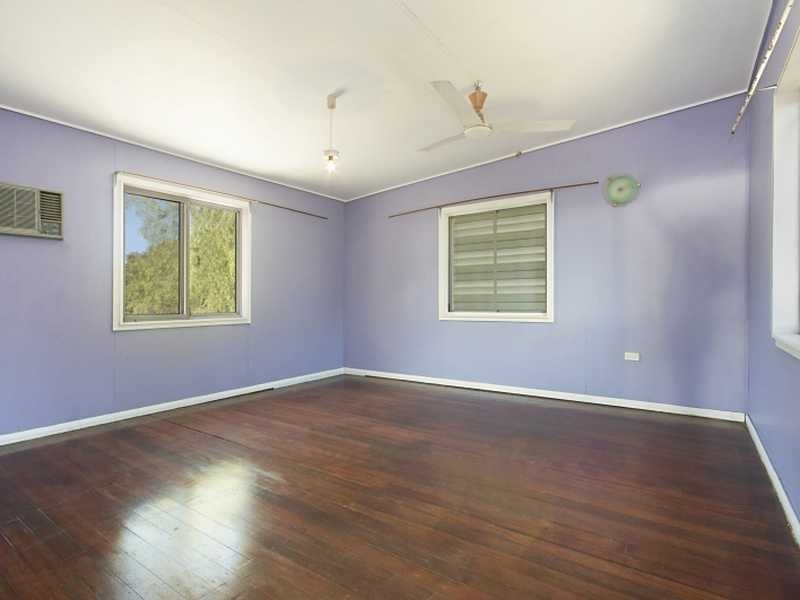 50 Cinderella Street, Machans Beach QLD 4878