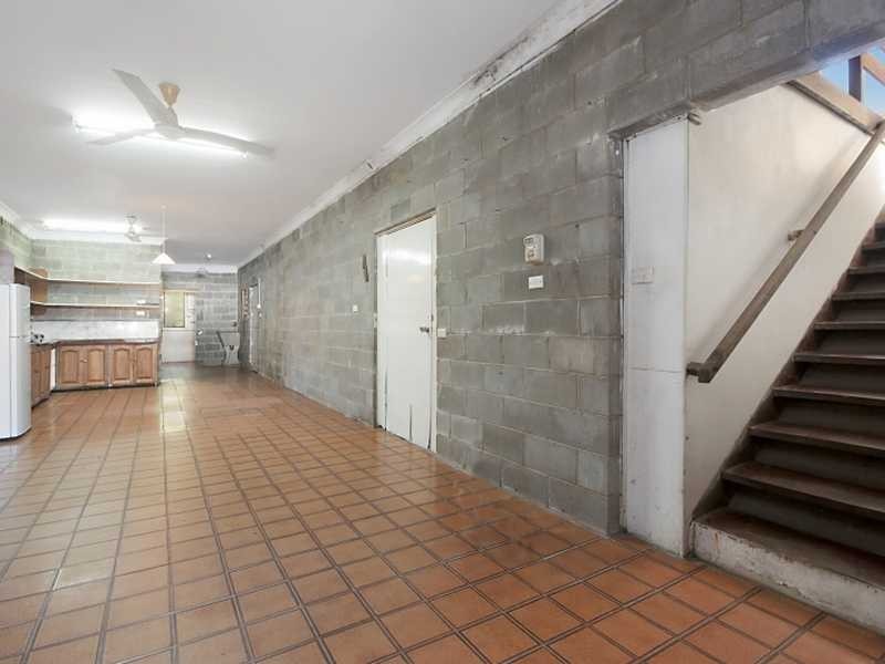 50 Cinderella Street, Machans Beach QLD 4878