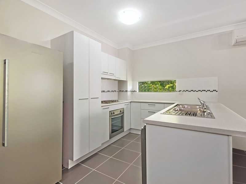 7/109 Callaghan Street, Mooroobool QLD 4870