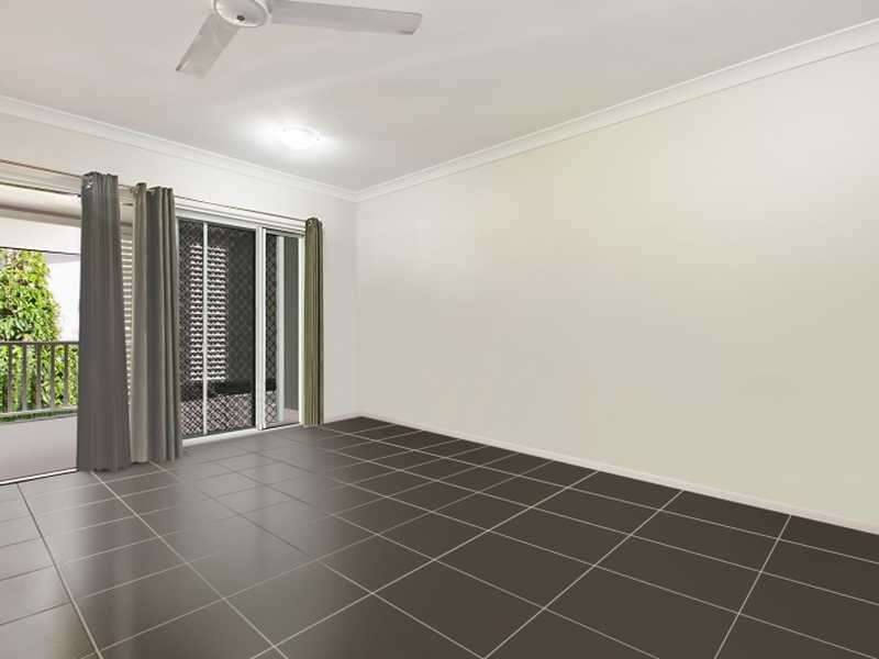 7/109 Callaghan Street, Mooroobool QLD 4870