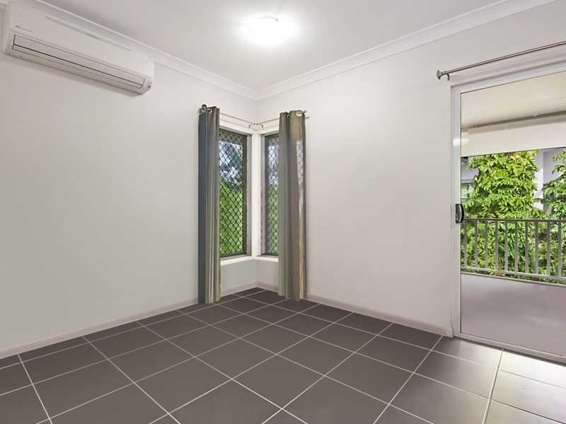 7/109 Callaghan Street, Mooroobool QLD 4870