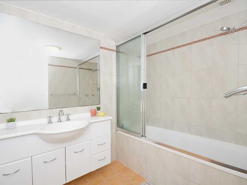 27/209 Wills Street, Townsville City QLD 4810