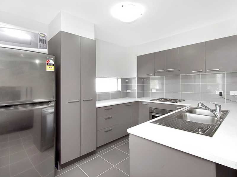 3/109 Callaghan Street, Mooroobool QLD 4870