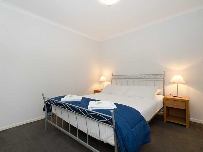 3/209 Wills Street, Townsville City QLD 4810