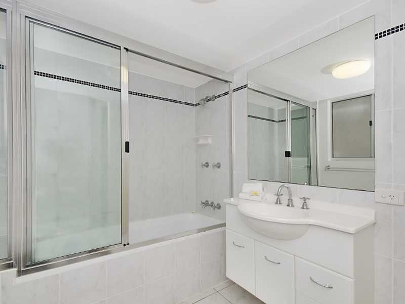 3/209 Wills Street, Townsville City QLD 4810