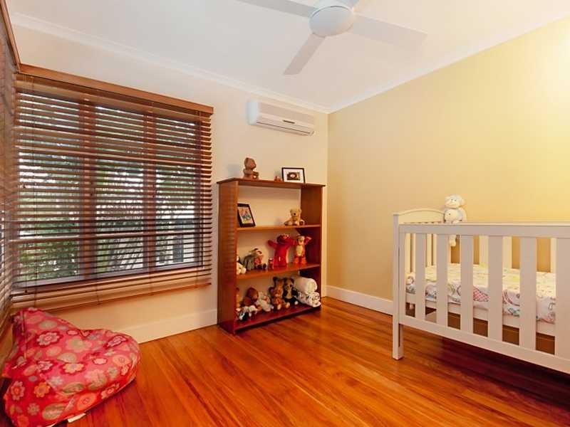 147 Hillview Crescent, Whitfield QLD 4870