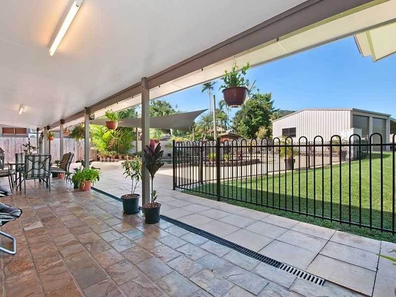 2 Adam Drive, Brinsmead QLD 4870