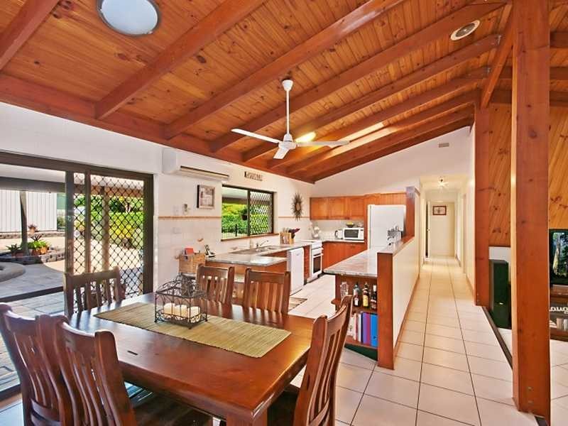 2 Adam Drive, Brinsmead QLD 4870