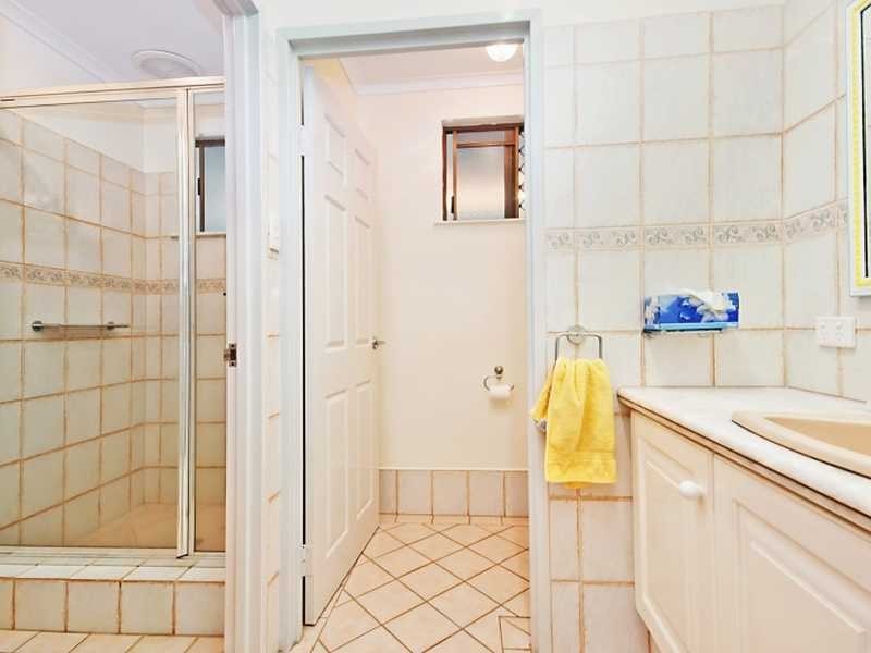 2 Adam Drive, Brinsmead QLD 4870