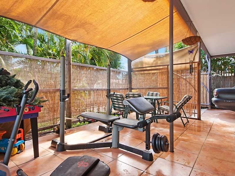 432A McCoombe, Mooroobool QLD 4870