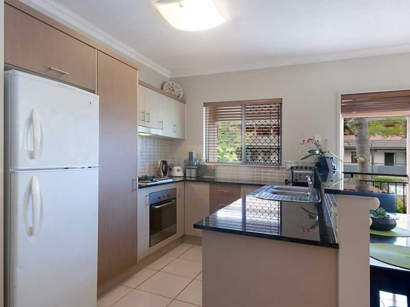 218/12 Gregory Street, Cairns QLD 4870