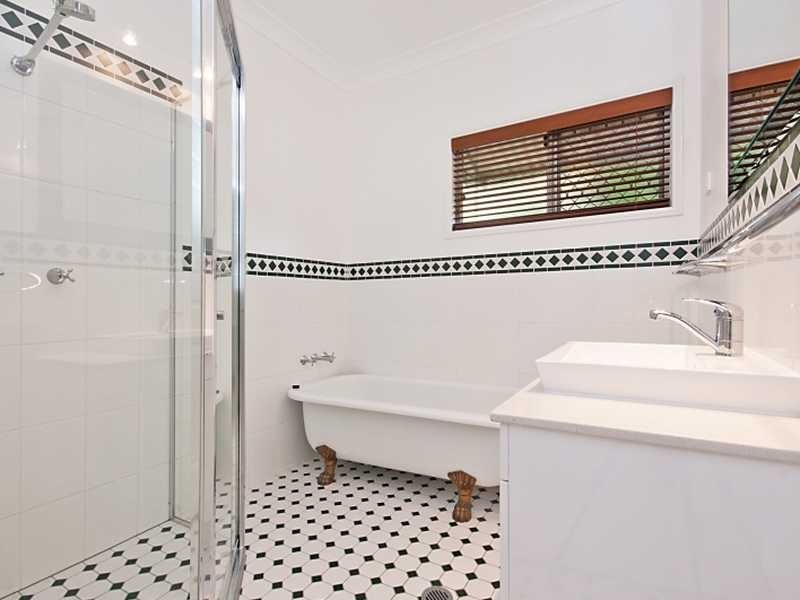 2 McGuane Close, Brinsmead QLD 4870