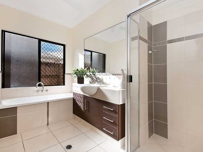 30 Morwong Close, Kanimbla QLD 4870