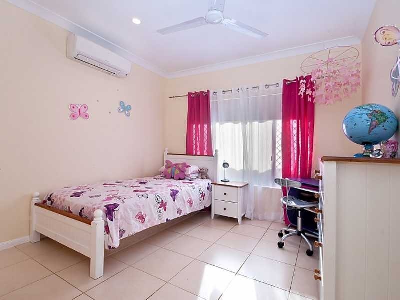 30 Morwong Close, Kanimbla QLD 4870