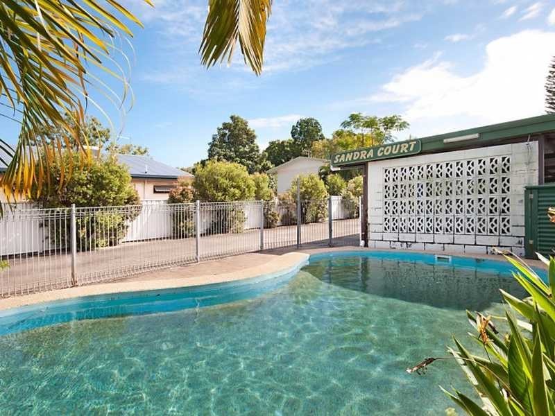 2/22 Hoare Street, Manunda QLD 4870