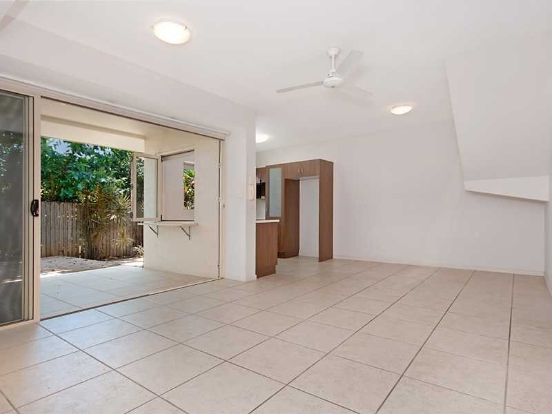 12/15 Thomas Street, Cairns North QLD 4870