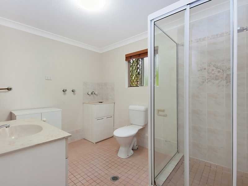 8/82-84 Old Smithfield Road, Freshwater QLD 4870