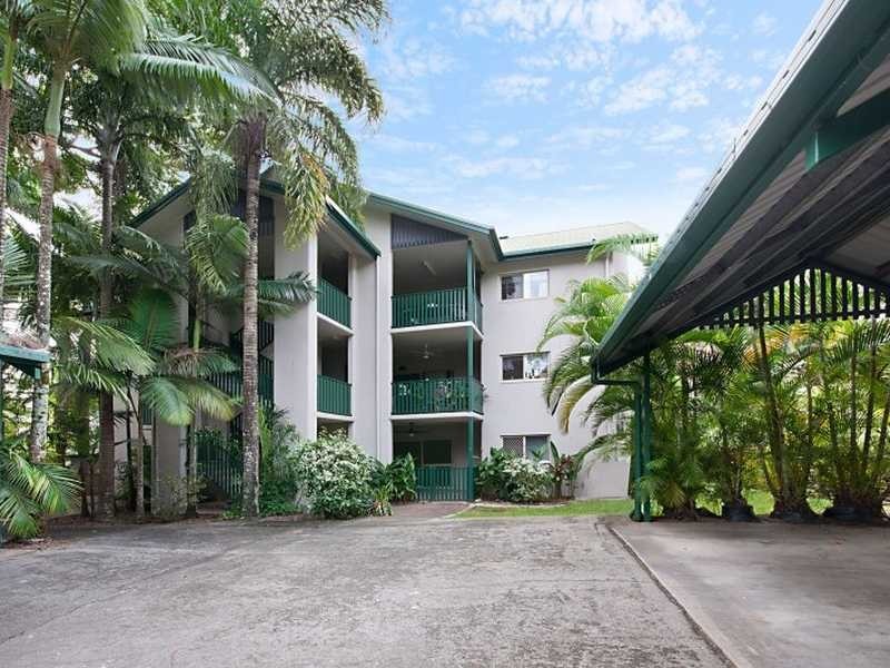 8/82-84 Old Smithfield Road, Freshwater QLD 4870