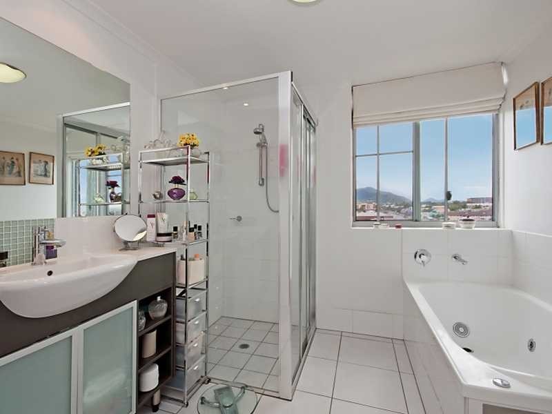801/23 McLeod Street, Cairns City QLD 4870