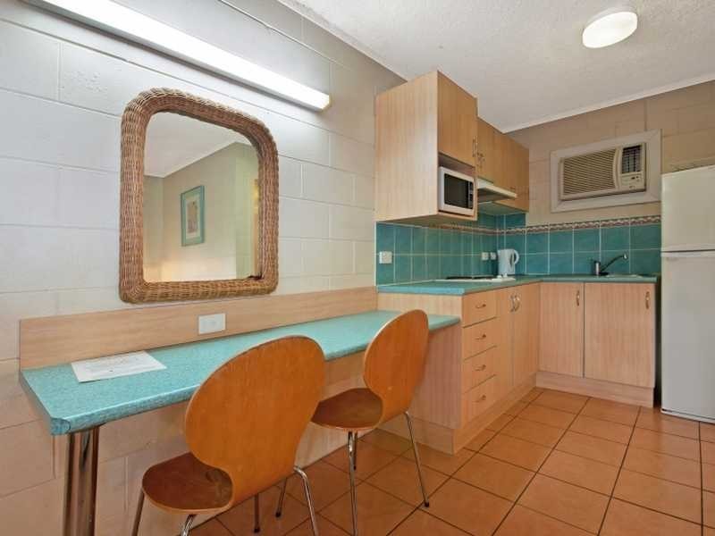245/1-21 Anderson Road, Woree QLD 4868