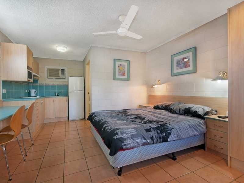 245/1-21 Anderson Road, Woree QLD 4868
