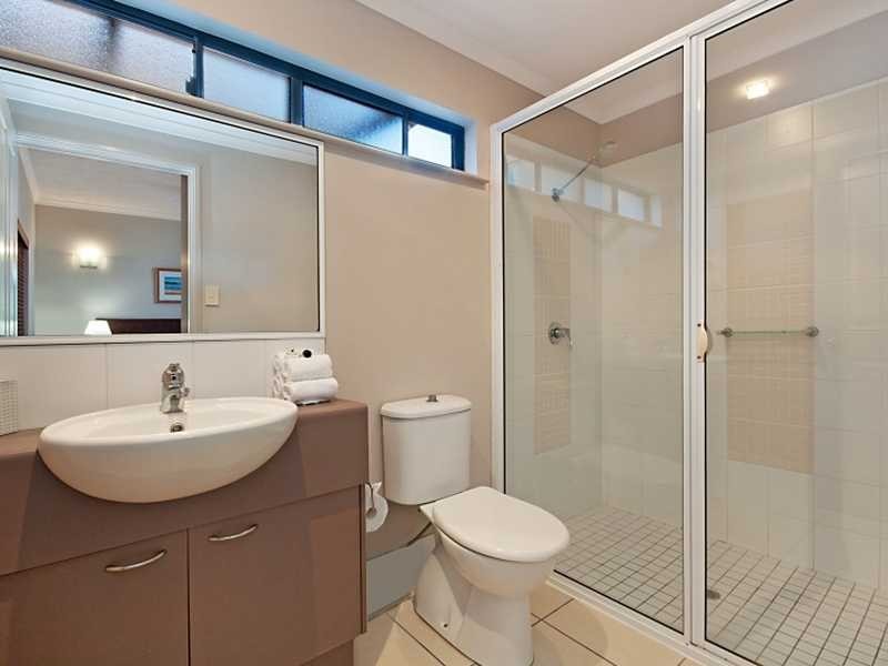 1041 & 1042/3-11 Water Street, Cairns City QLD 4870