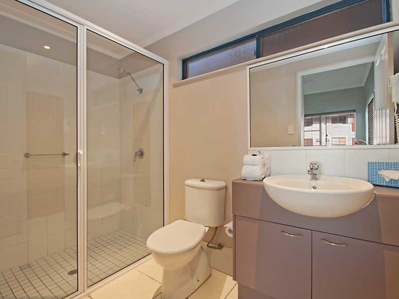 1041 & 1042/3-11 Water Street, Cairns City QLD 4870