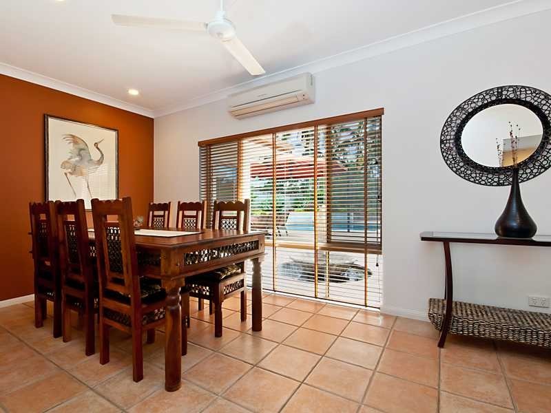 20 Leonard Street, Kewarra Beach QLD 4879