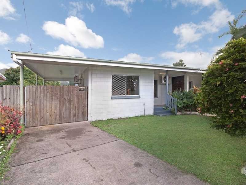 2/41 Sperring Street, Manunda QLD 4870