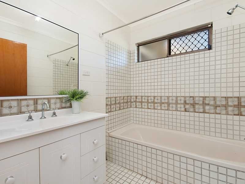 48 Mazlin Street, Edge Hill QLD 4870