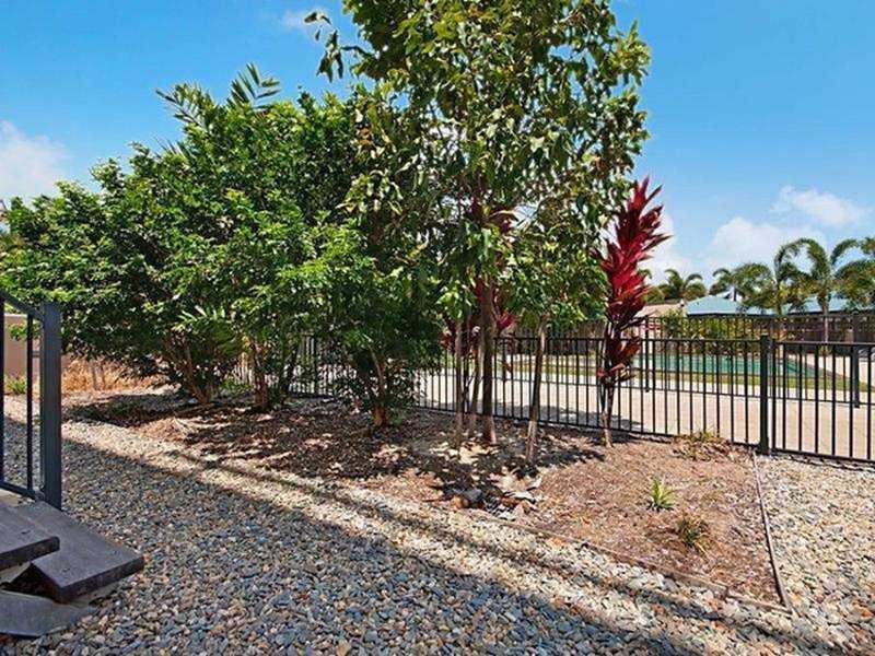 14/335 Lake Street, Cairns North QLD 4870