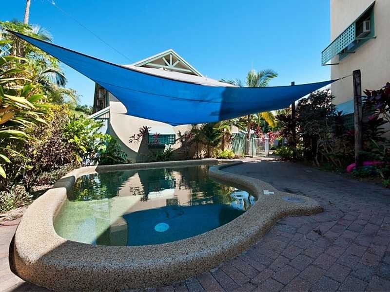 6/10 Brown Street, Woree QLD 4868