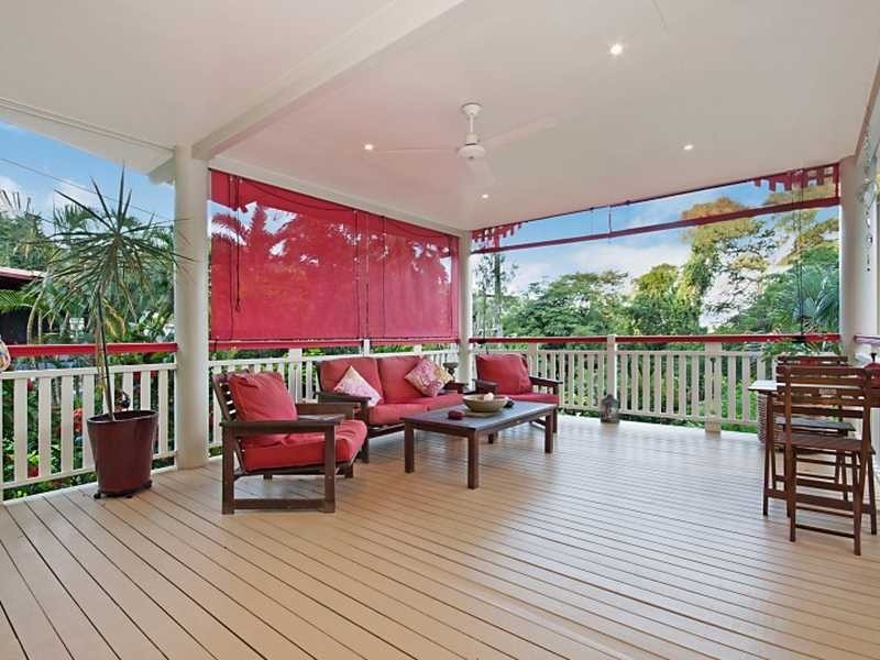 106 Hillview Crescent, Whitfield QLD 4870