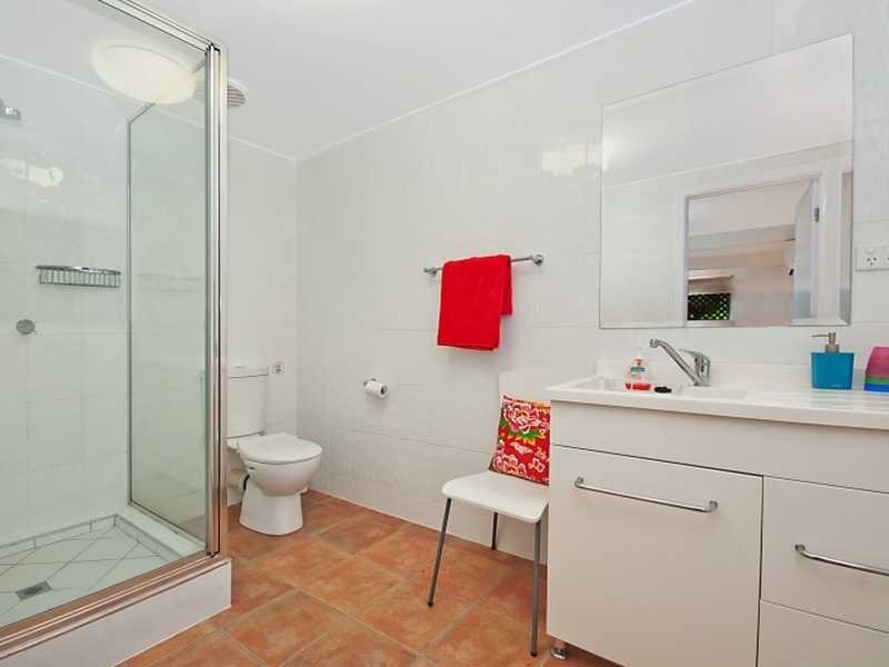 106 Hillview Crescent, Whitfield QLD 4870