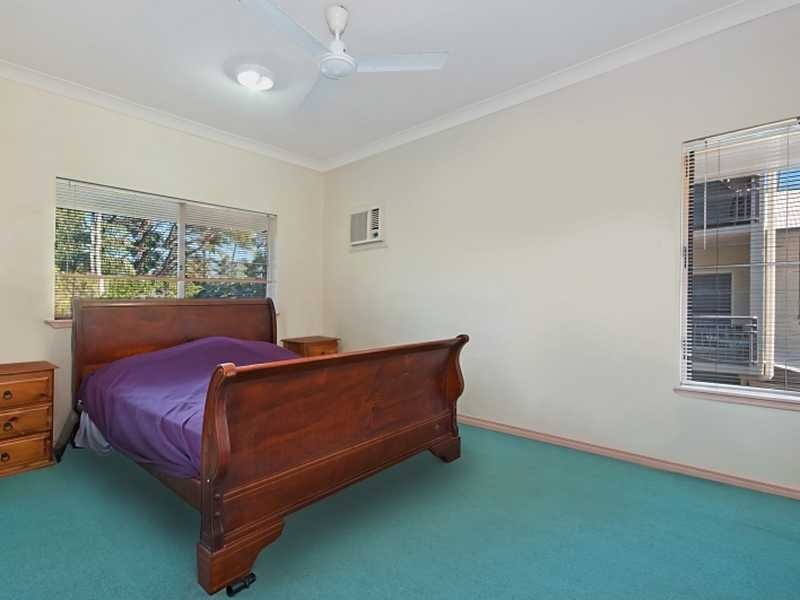 8/201 Mcleod Street, Cairns North QLD 4870