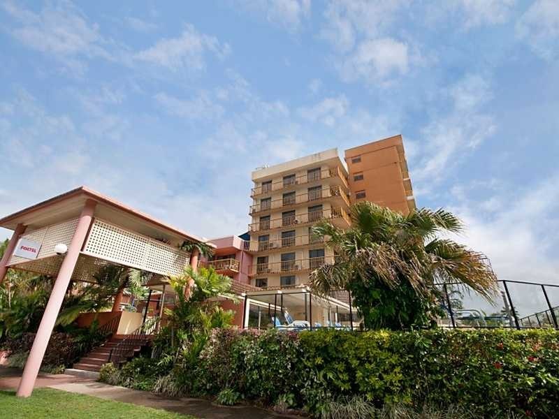2/249-255 Esplanade, Cairns North QLD 4870