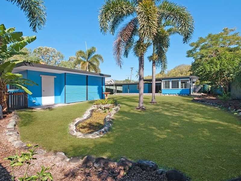 46 Waite Street, Machans Beach QLD 4878