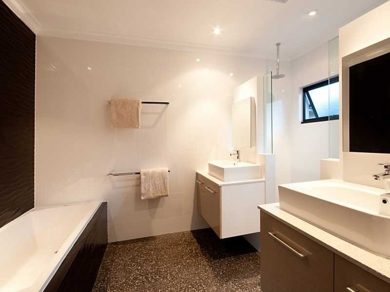 22 McBride Street, Redlynch QLD 4870