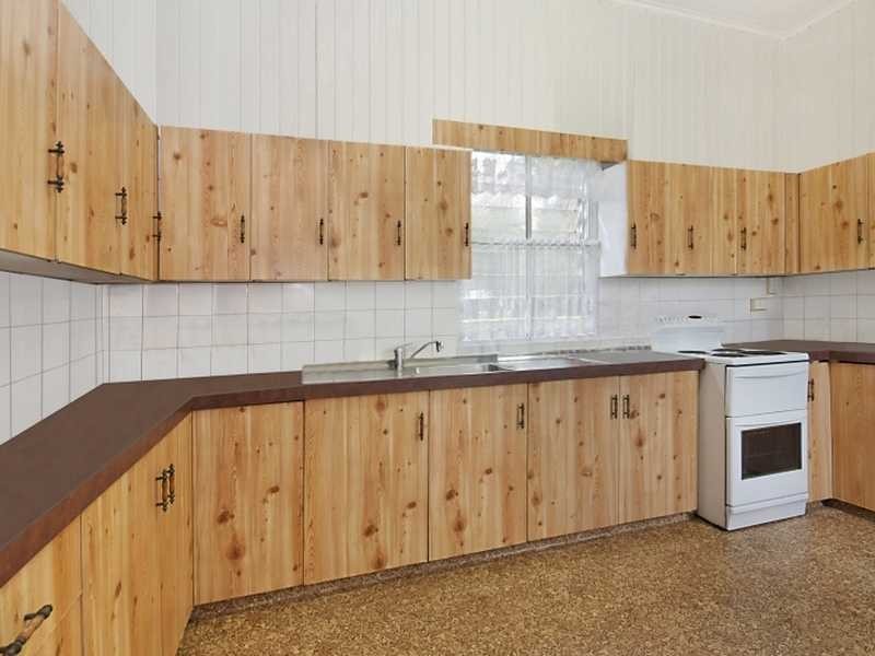 6 Friend Street, Edge Hill QLD 4870