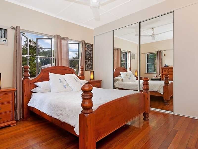 9 George Street, Earlville QLD 4870