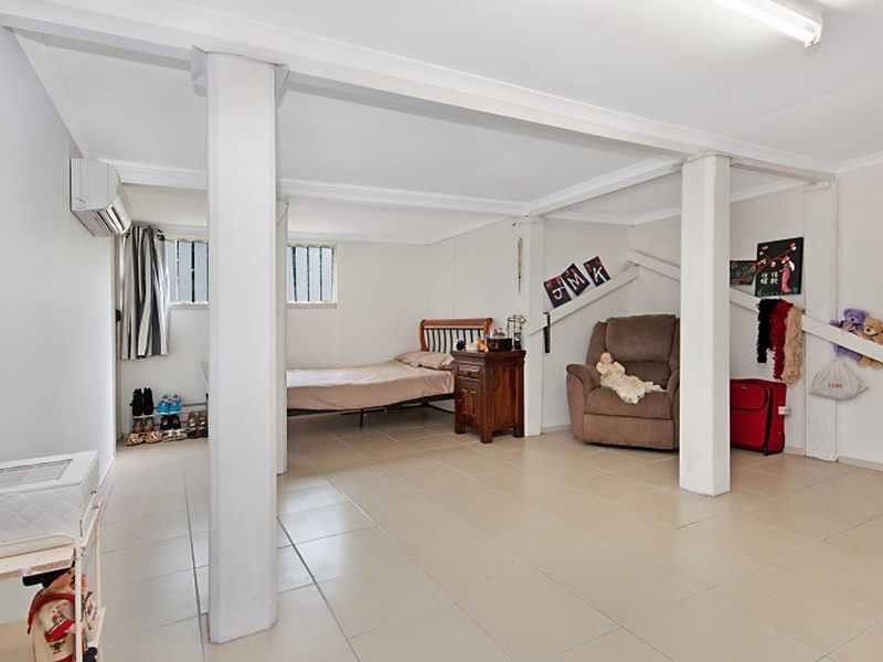 9 George Street, Earlville QLD 4870