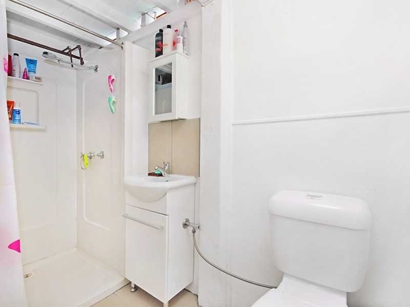 9 George Street, Earlville QLD 4870