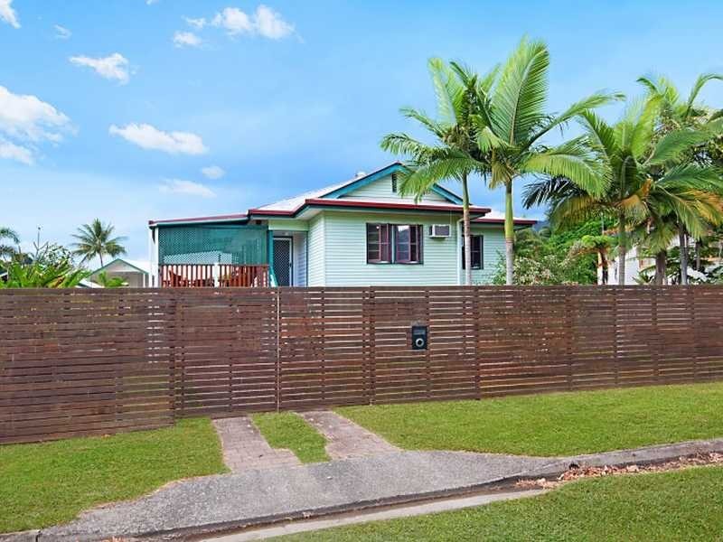 9 George Street, Earlville QLD 4870