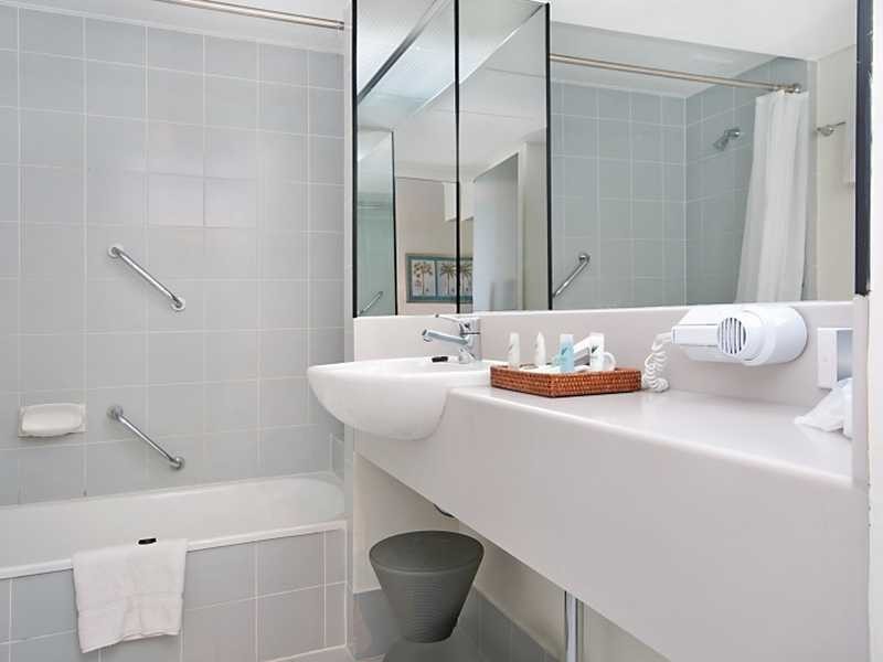 64 A&B/209 Abbott Street, Cairns North QLD 4870