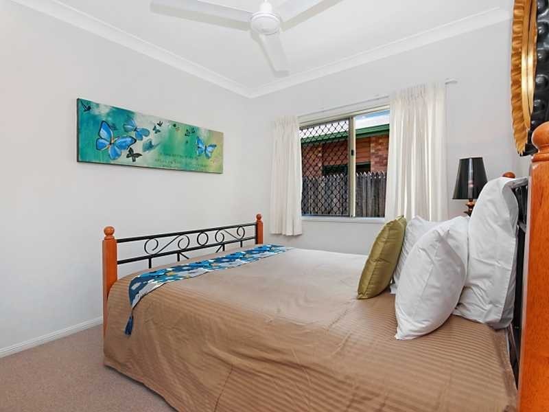 18 Windamere Close, Brinsmead QLD 4870