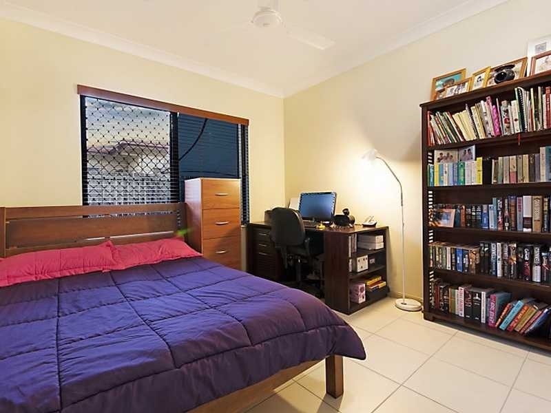 3 Elphinstone Street, Kanimbla QLD 4870