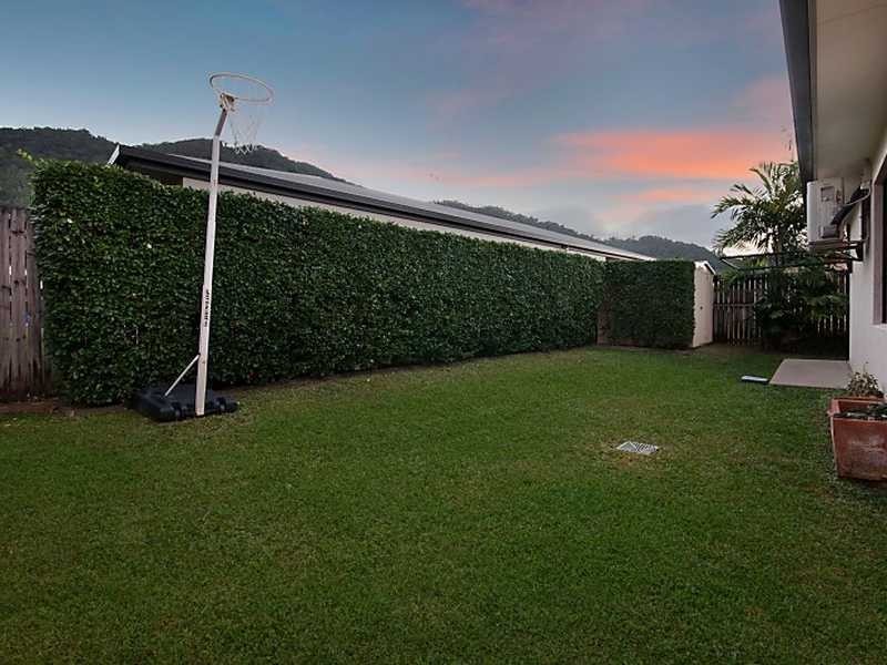 3 Elphinstone Street, Kanimbla QLD 4870
