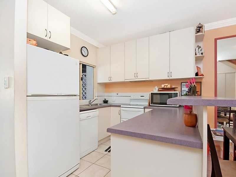 1/7-9 Le Grande Street, Freshwater QLD 4870